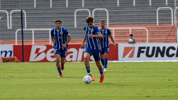 What are the steps to crafting a delicious pork pie?